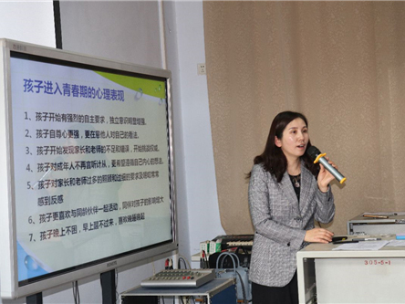 心理咨询是如何起效的？为什么心理咨询师能够带领一个人走出情绪低谷？